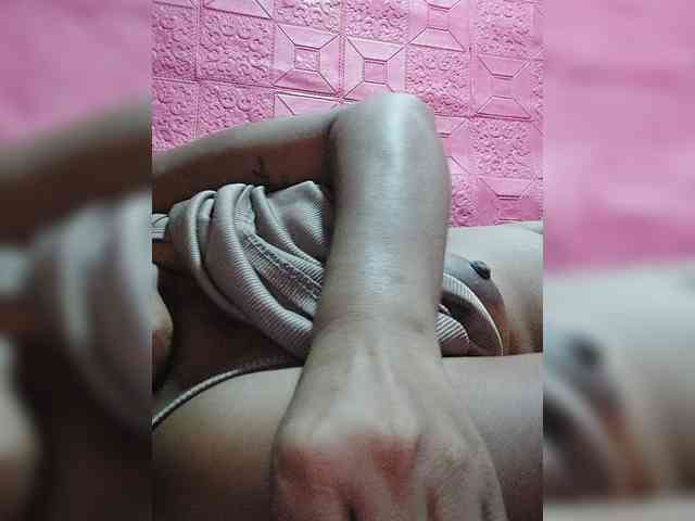AnnaLizaXxX webcam