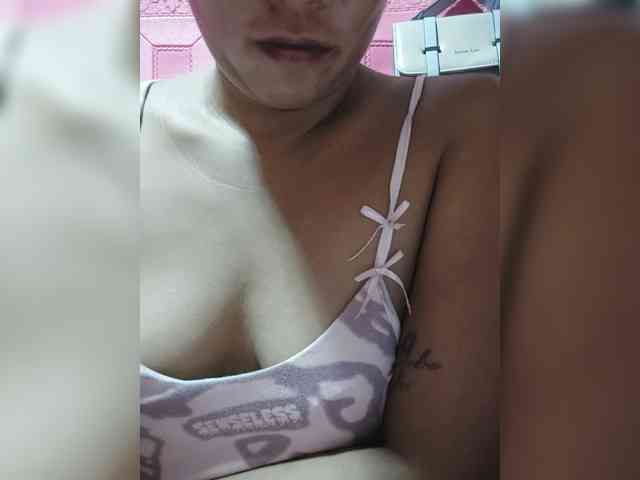 AnnaLizaXxX webcam