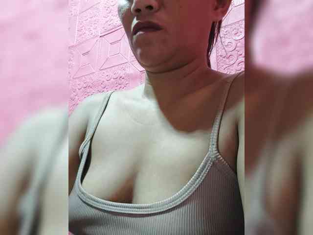 AnnaLizaXxX webcam