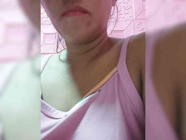 AnnaLizaXxX webcam