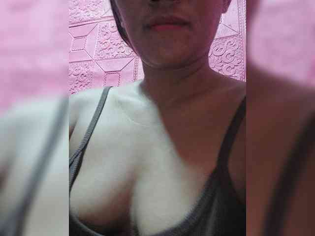 AnnaLizaXxX webcam