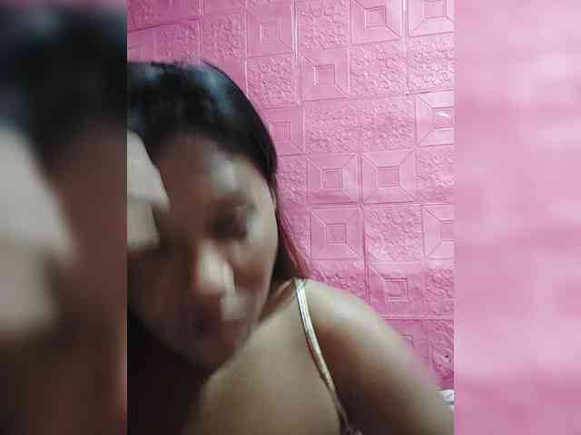 AnnaLizaXxX webcam