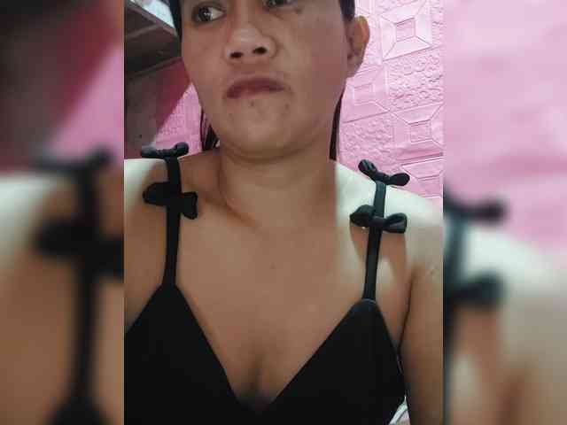 AnnaLizaXxX webcam
