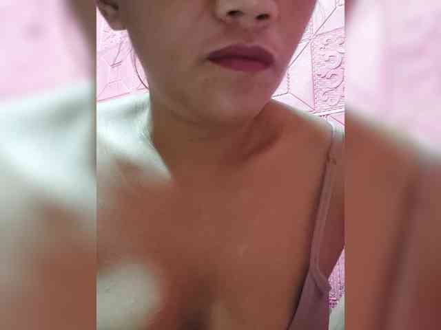 AnnaLizaXxX webcam