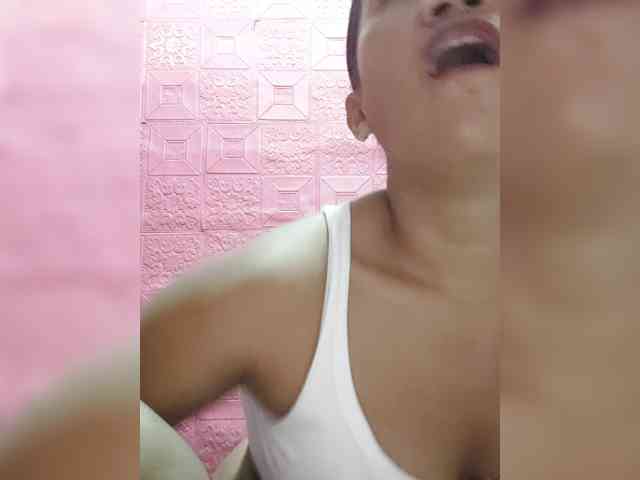 AnnaLizaXxX webcam