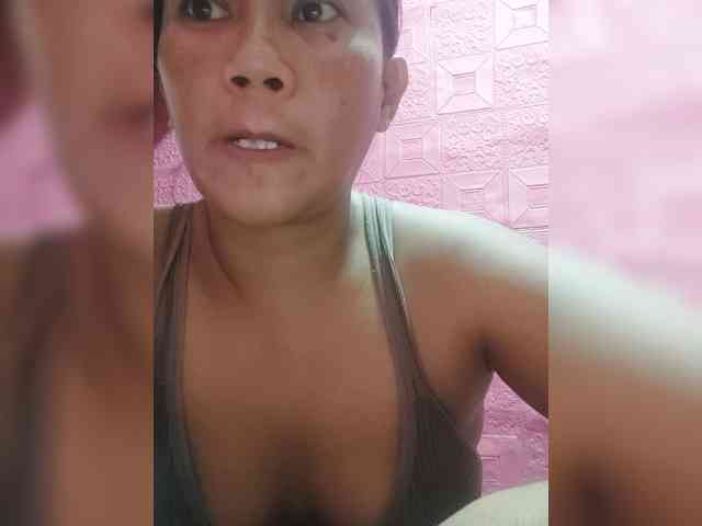 AnnaLizaXxX webcam