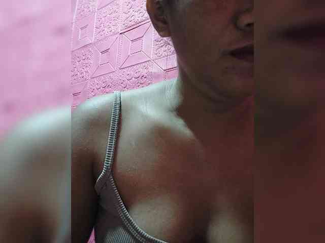 AnnaLizaXxX webcam