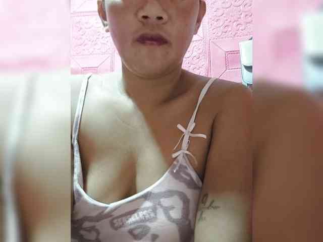 AnnaLizaXxX webcam