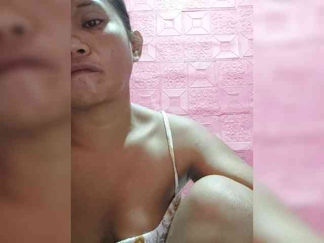 AnnaLizaXxX webcam