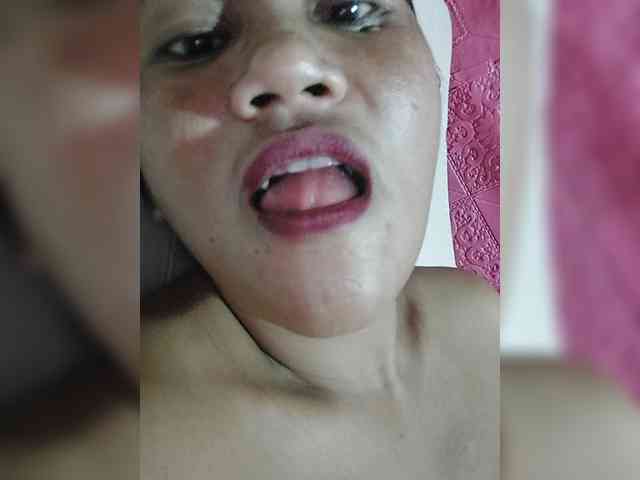 AnnaLizaXxX webcam