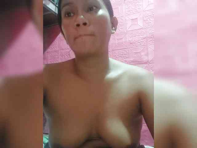 AnnaLizaXxX webcam