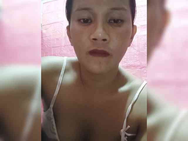 Model: AnnaLizaXxX