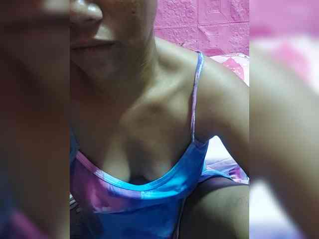 AnnaLizaXxX webcam