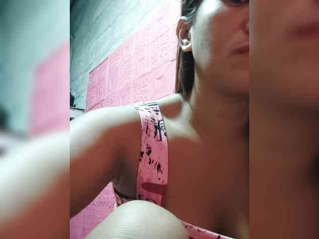 AnnaLizaXxX webcam