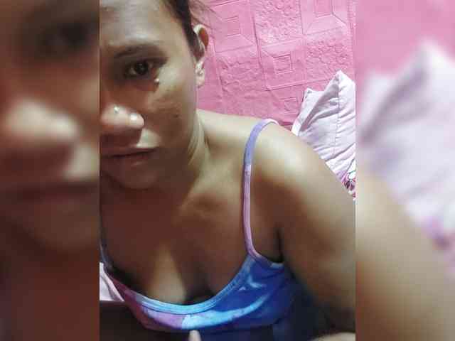 AnnaLizaXxX webcam