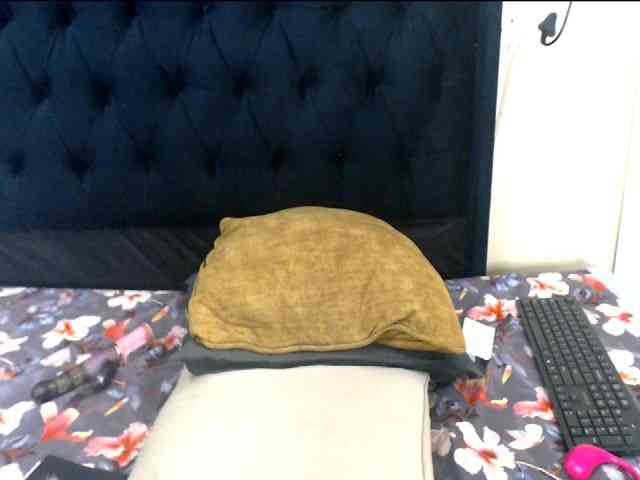 tianavixen's live room
