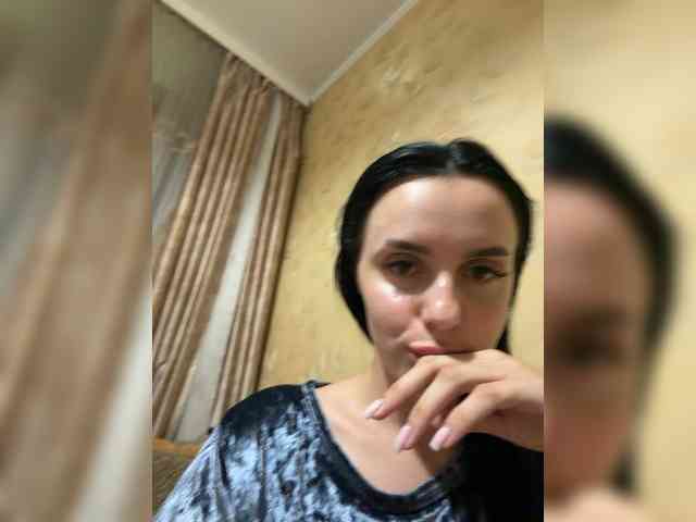 Louisa-Marjorie webcam