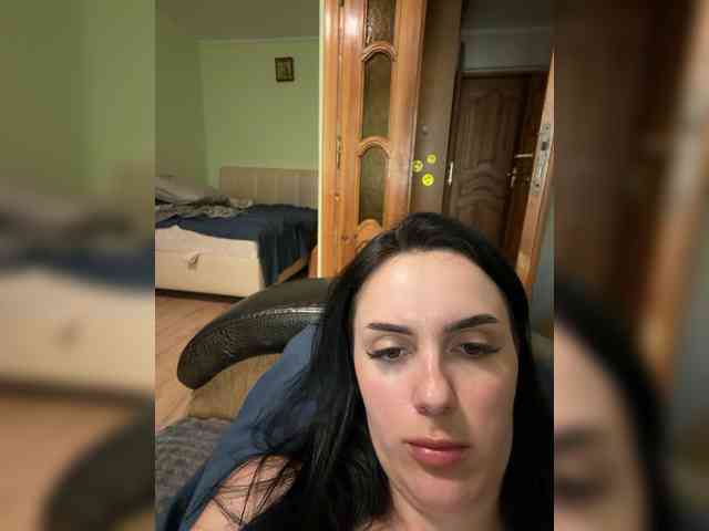 Louisa-Marjorie webcam
