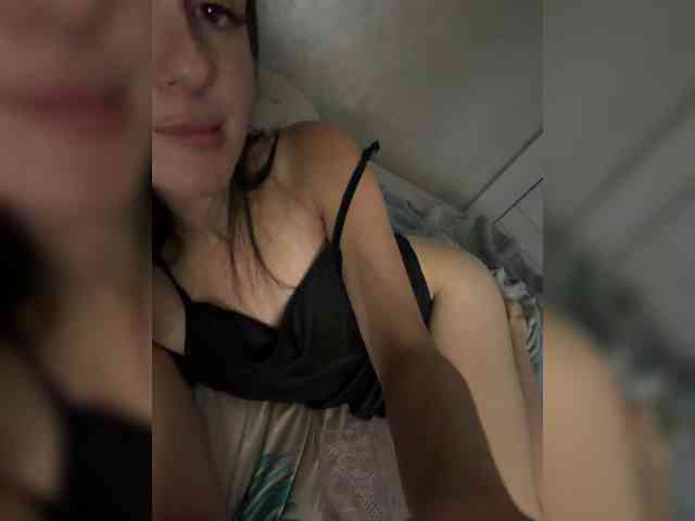 Louisa-Marjorie webcam