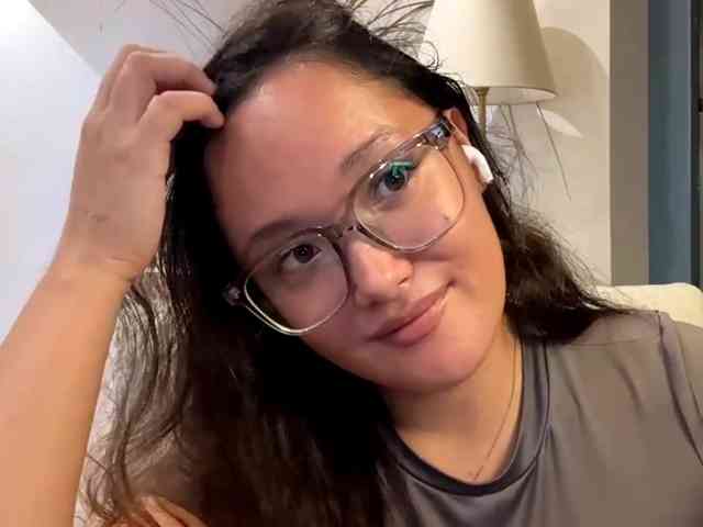 SaraHarwell webcam