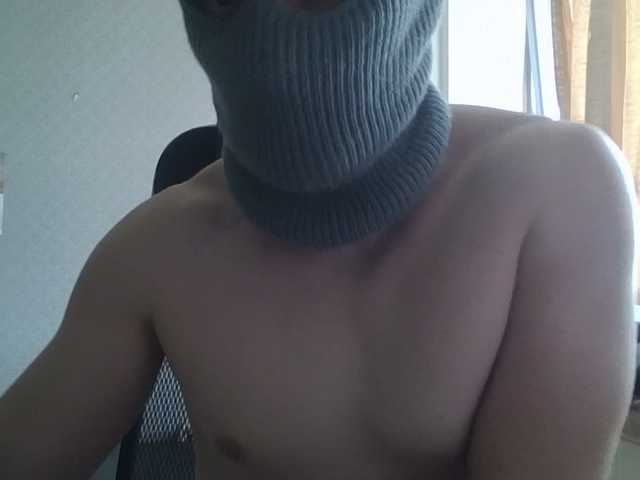 LeonRadzi live webcam show