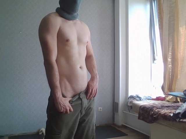 LeonRadzi live webcam show
