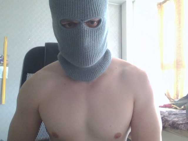 LeonRadzi live webcam show