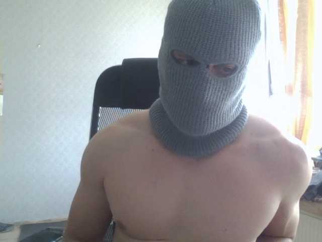 LeonRadzi live webcam show