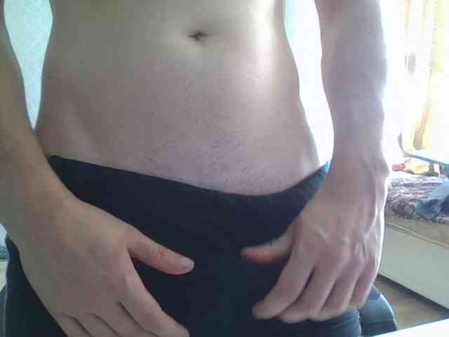 Leonradzi's cam show statistics and live stream