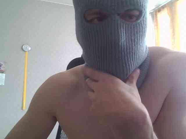 Leonradzi's cam show statistics and live stream