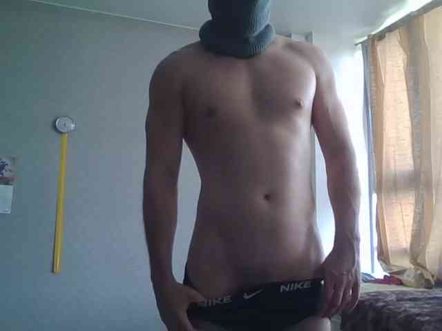 Leonradzi's cam show statistics and live stream