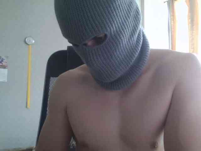 LeonRadzi Live Webcam on BongaCams