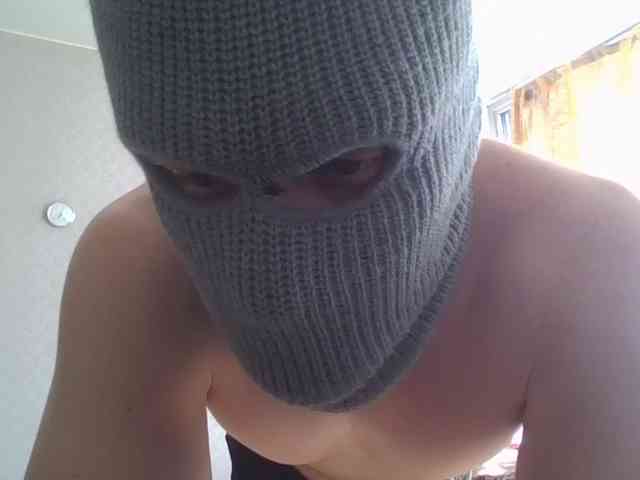 LeonRadzi Live Webcam on BongaCams