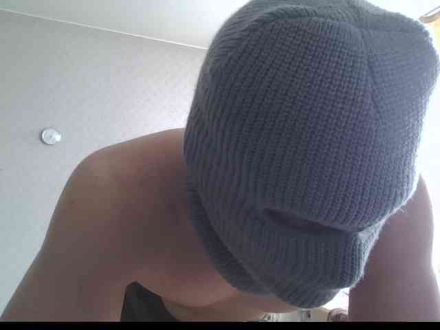 LeonRadzi Live Webcam on BongaCams