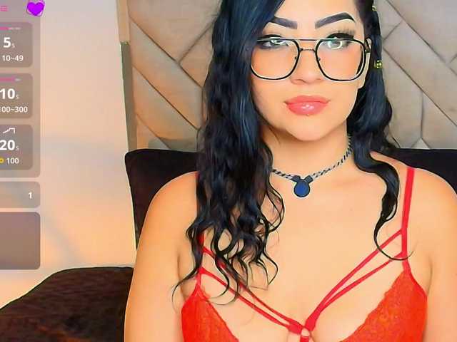 Megganswift live cam on BongaCams