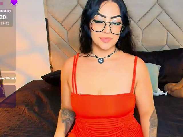Megganswift, live now on BongaCams