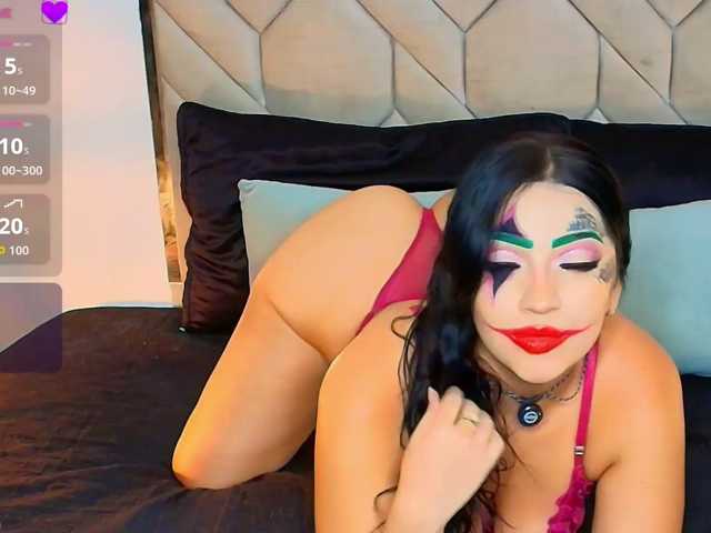 Megganswift, live now on BongaCams