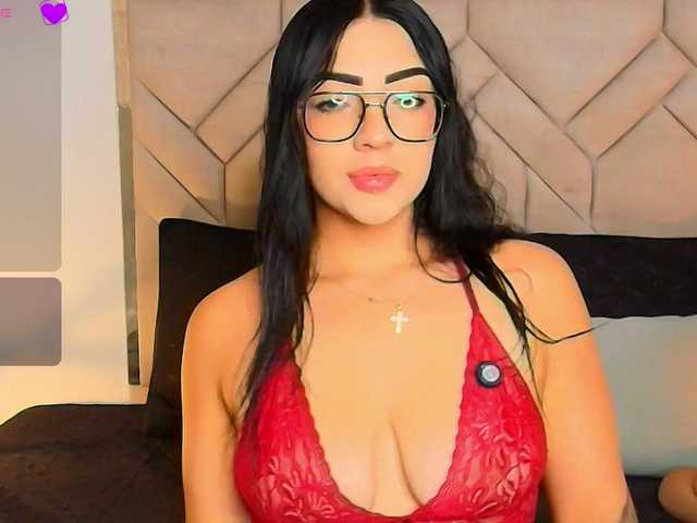 Megganswift live cam on BongaCams