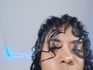 Kyra-1-1 Porn Show