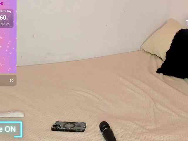 Kyra-1-1 webcam