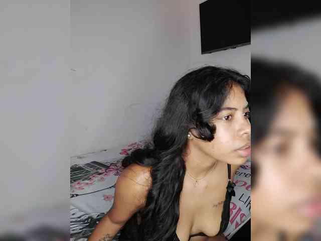 Kyra-1-1 webcam