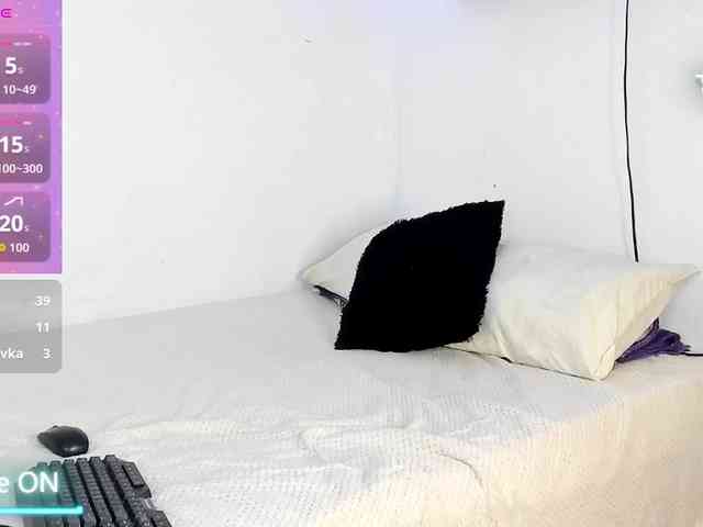 Kyra-1-1 webcam