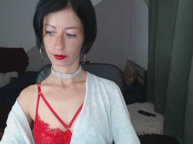 LorraGrande94 live cam preview