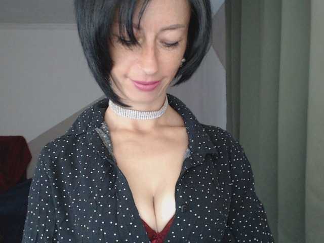 SexyJoana, en directo ahora en BongaCams
