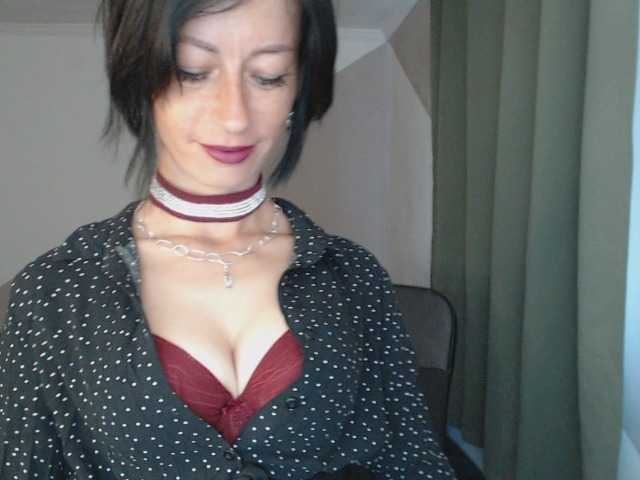 LorraGrande94 live cam preview