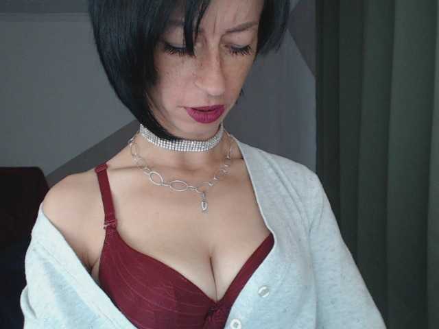 LorraGrande94 live cam preview