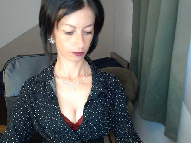LorraGrande94 live cam preview