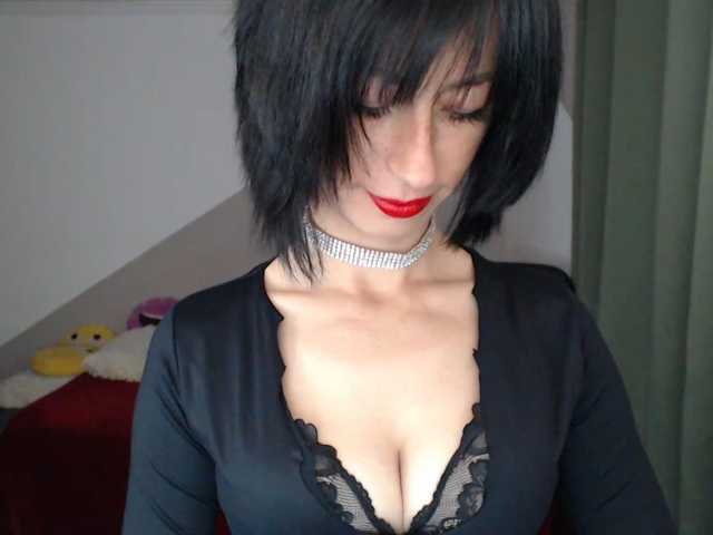 LorraGrande94 live cam on BongaCams