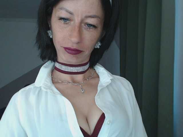 LorraGrande94 live cam preview