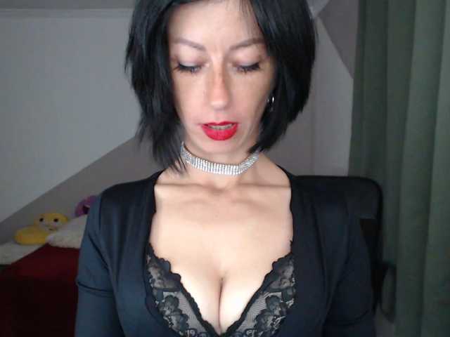 LorraGrande94 live cam on BongaCams